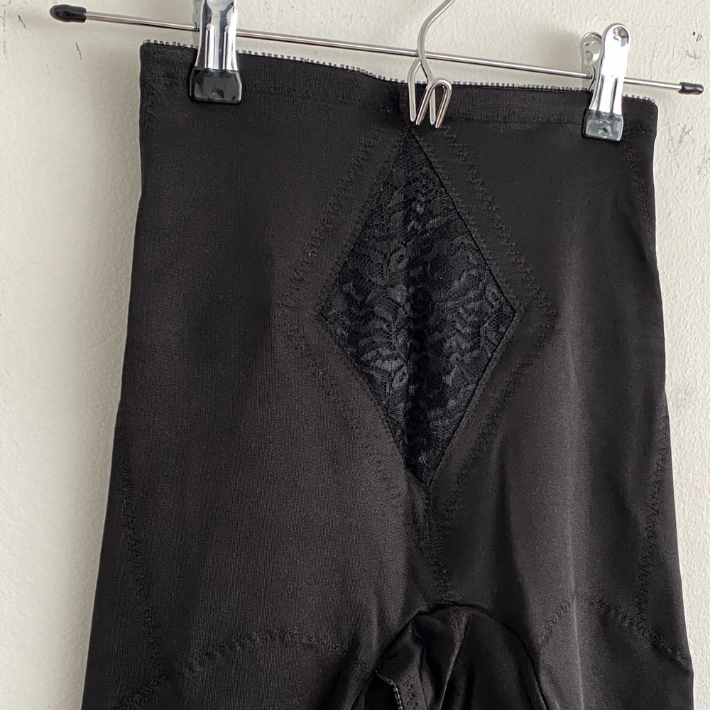 RAGO SHAPE WEAR